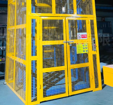 盐城货梯可以安装在室外吗